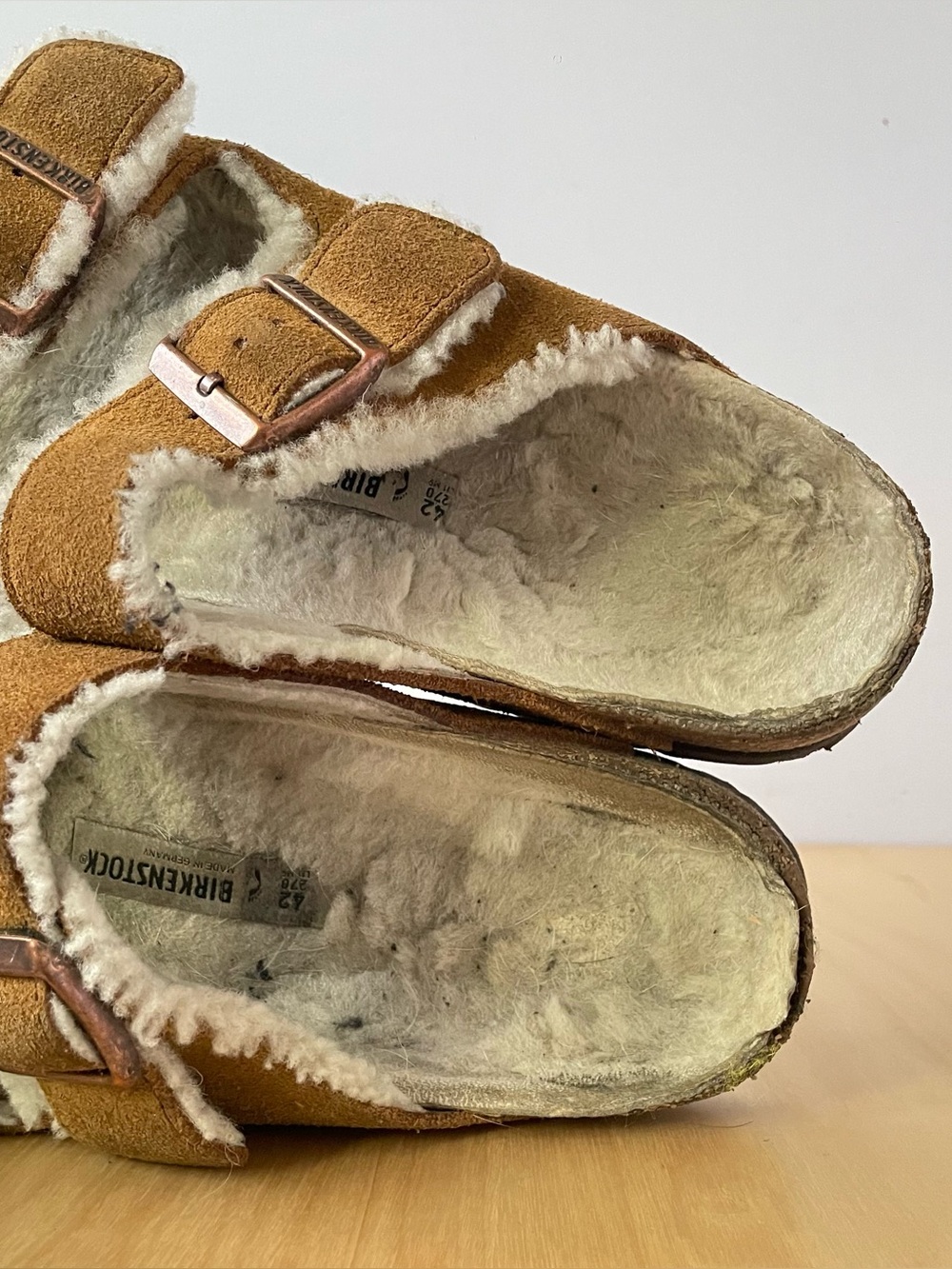Birkenstock Arizona Shearling Sandals | EU 42 - Picture 8 of 9